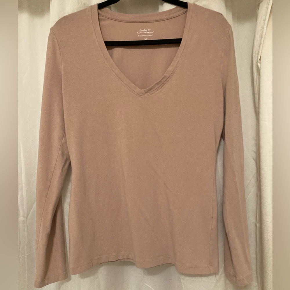 Banana Republic long sleeve tee. Size S/P